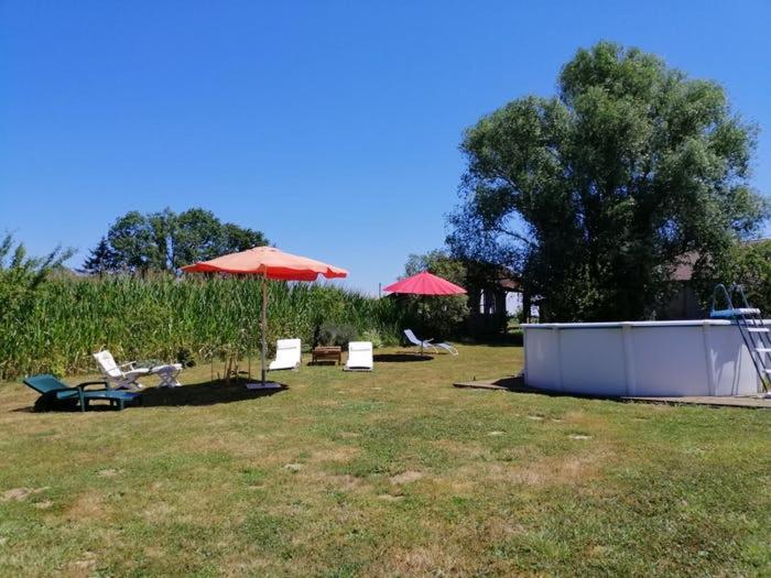La Grange A Outeaux Bed & Breakfast Montpont-en-Bresse ภายนอก รูปภาพ
